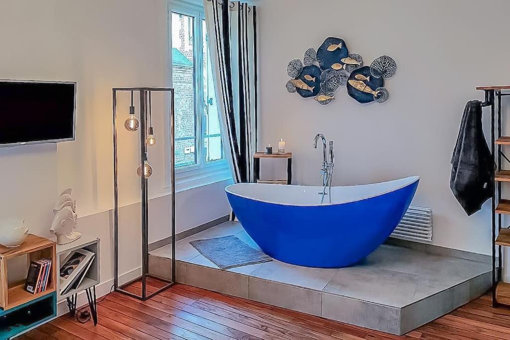 The Blue Suite Etretat Bagian luar foto