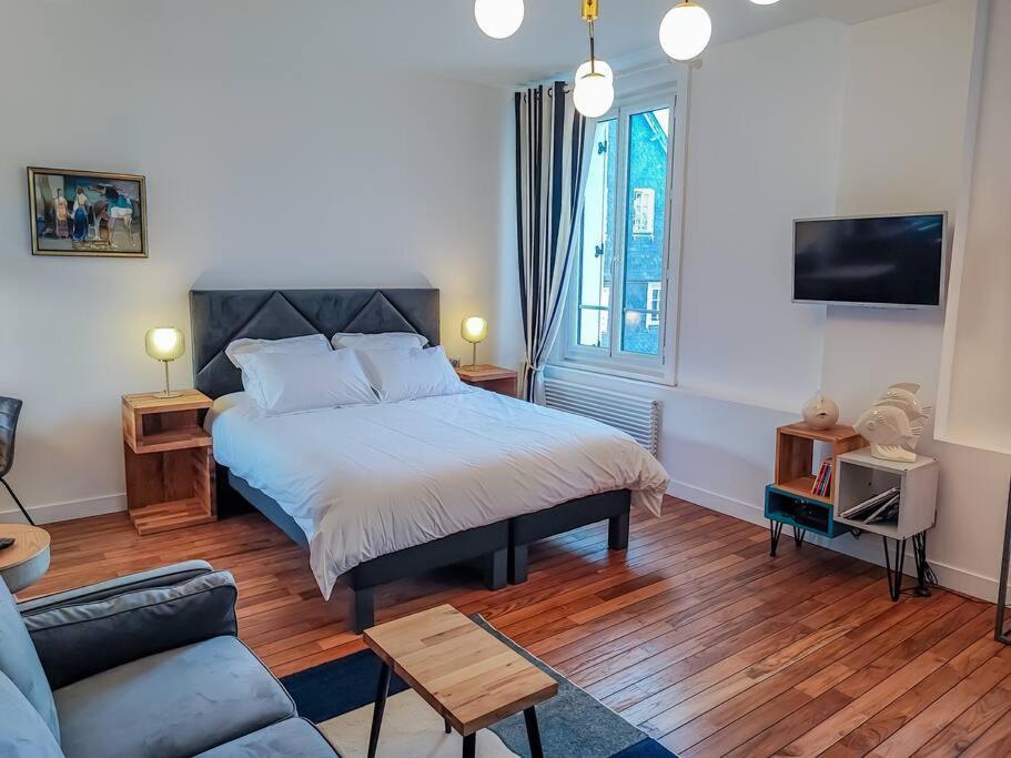 The Blue Suite Etretat Bagian luar foto